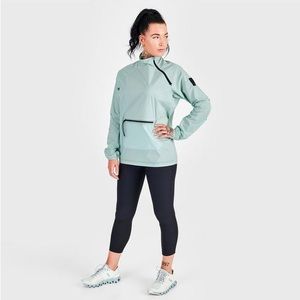 On Running Mint Utility Jacket